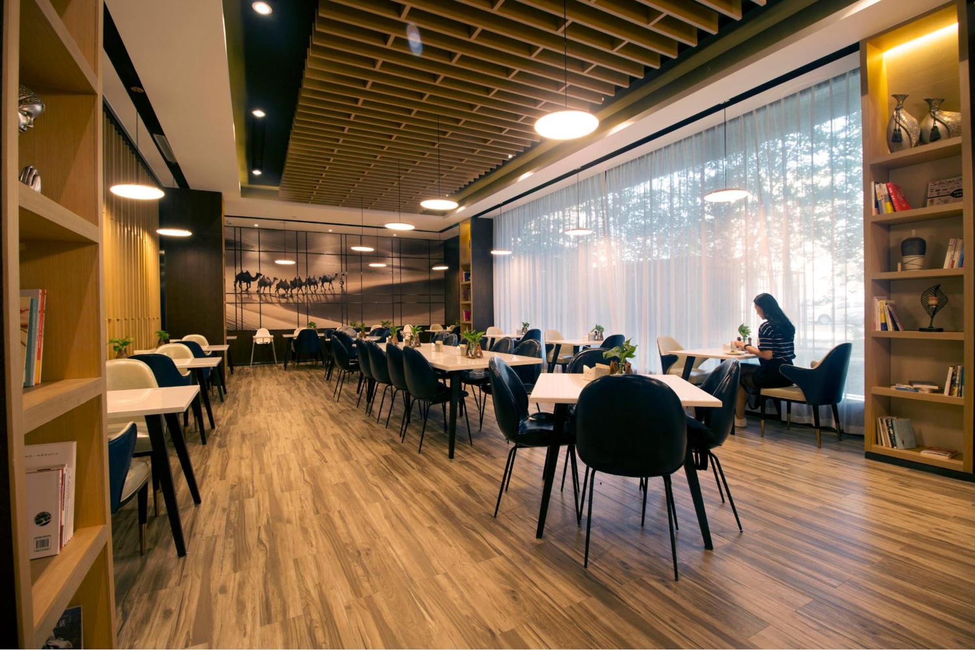 Atour Hotel Turpan Екстер'єр фото